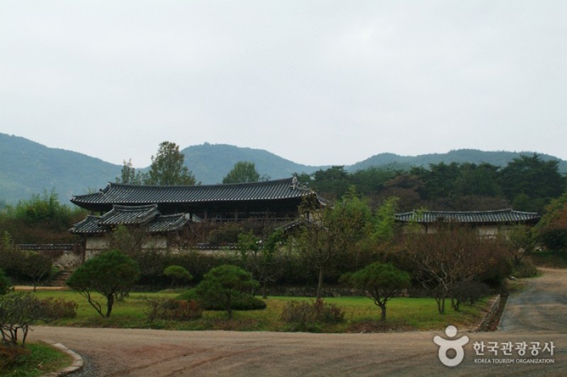 屏山書院 (1/10)