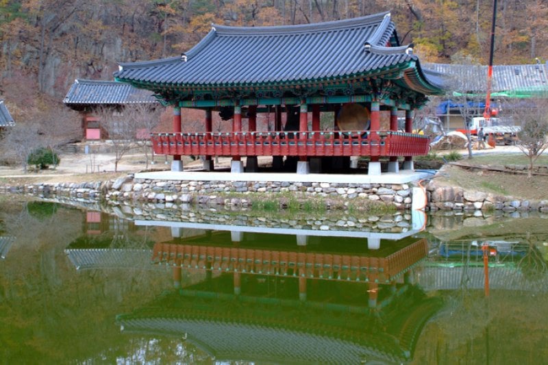 仏影寺 (4/8)