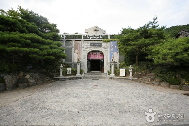 新羅歴史科学館 (1/4)