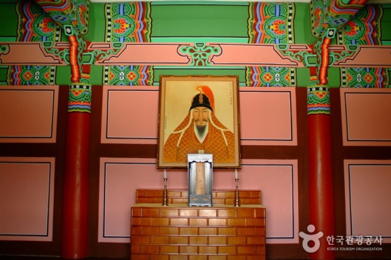 忠義祠（鄭起龍将軍遺跡地） (1/7)