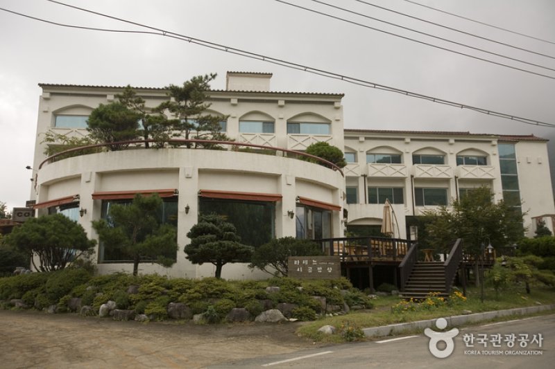 玉山モーテル[優秀宿泊施設]  (4/23)