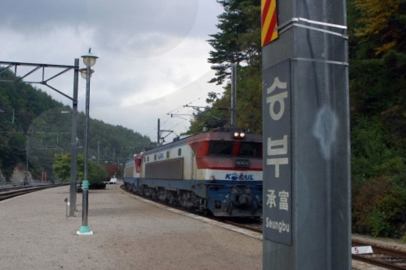 承富駅 (1/5)