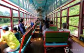 白頭大幹渓谷列車「V-train」