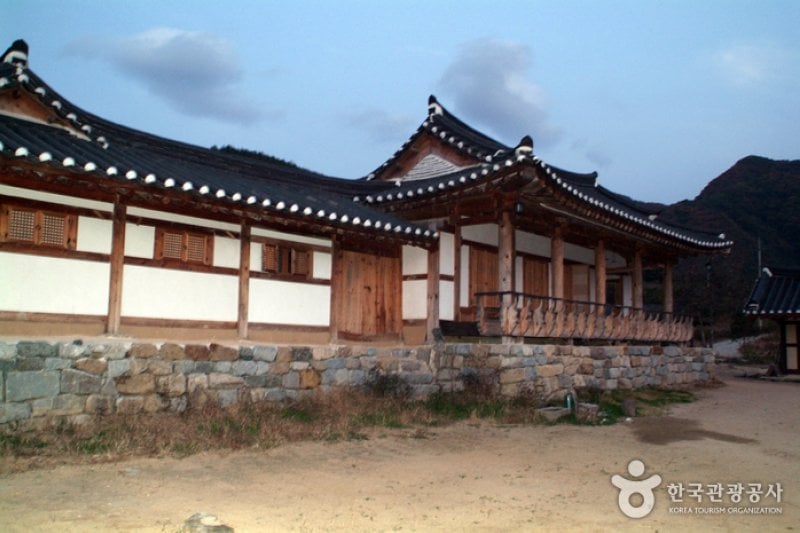 ［名品古宅］聾岩宗宅（[명품고택]농암종택） (3/52)
