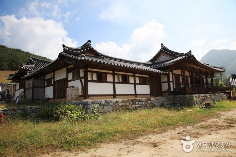 ［名品古宅］聾岩宗宅（[명품고택]농암종택） (48/52)