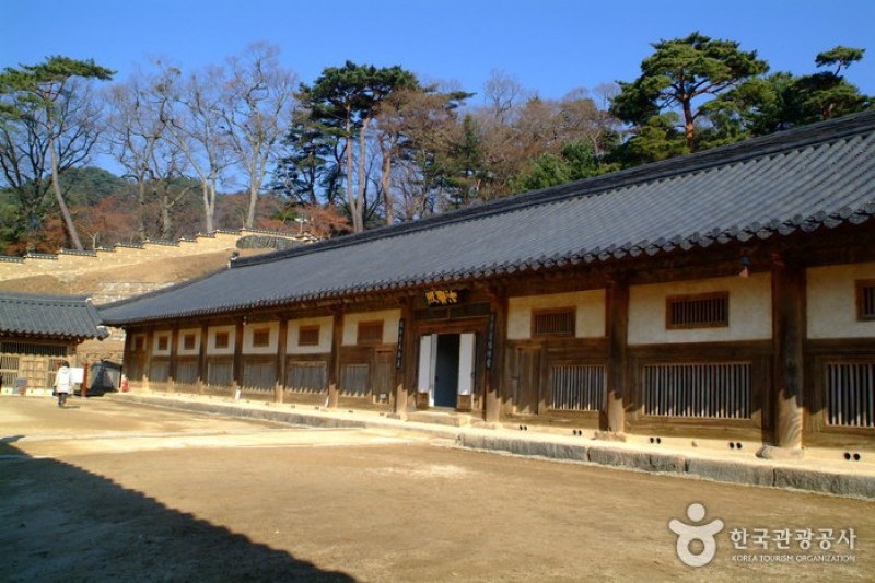 海印寺蔵経板殿 [ユネスコ世界文化遺産]해인사 장경판전 [유네스코 세계문화유산] (3/7)