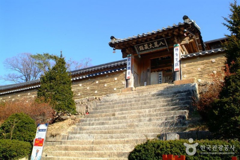 海印寺蔵経板殿 [ユネスコ世界文化遺産]해인사 장경판전 [유네스코 세계문화유산] (6/7)