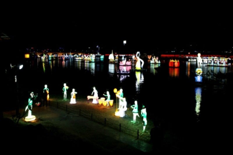 晋州南江流灯祭り (2/9)