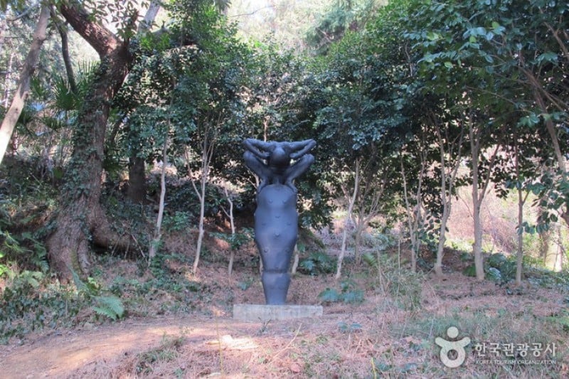 南望山彫刻公園 (3/9)