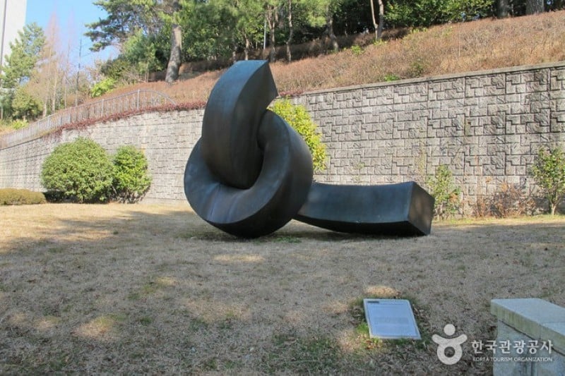 南望山彫刻公園 (6/9)
