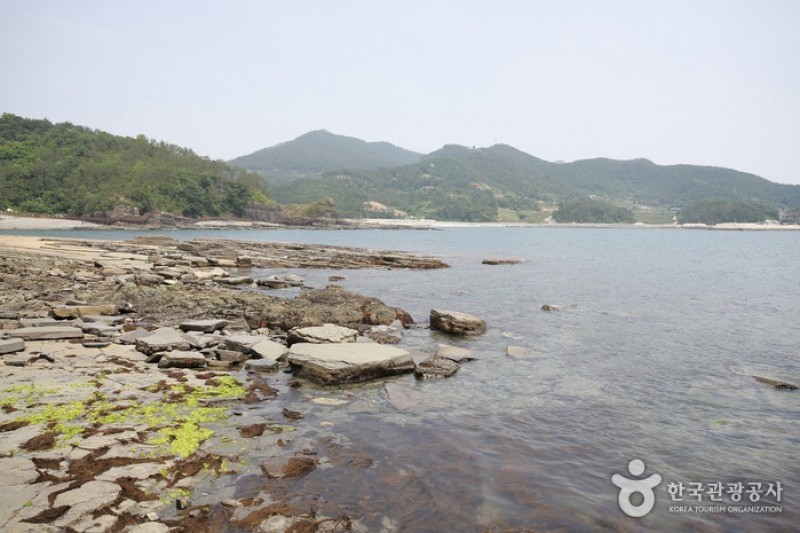 床足岩郡立公園 (1/4)