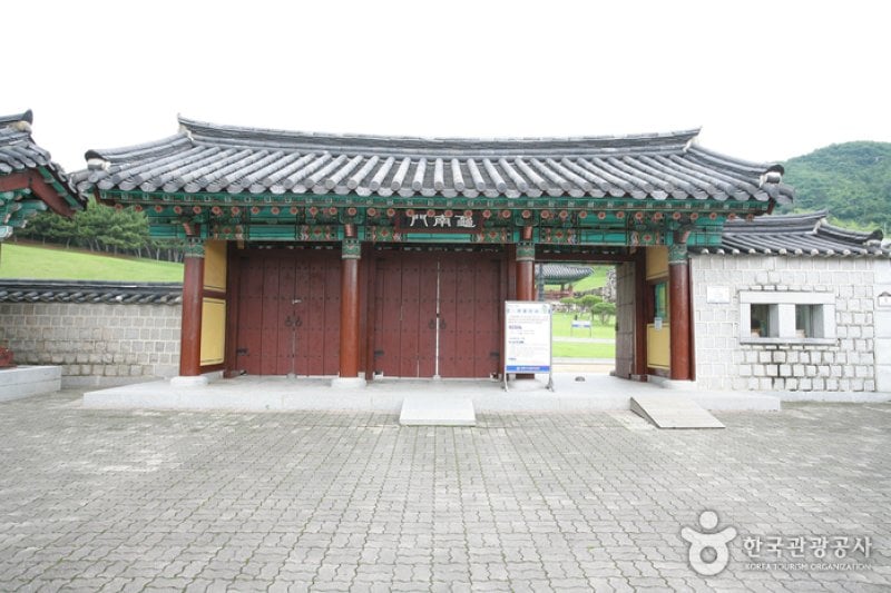 首露王妃陵 (4/7)