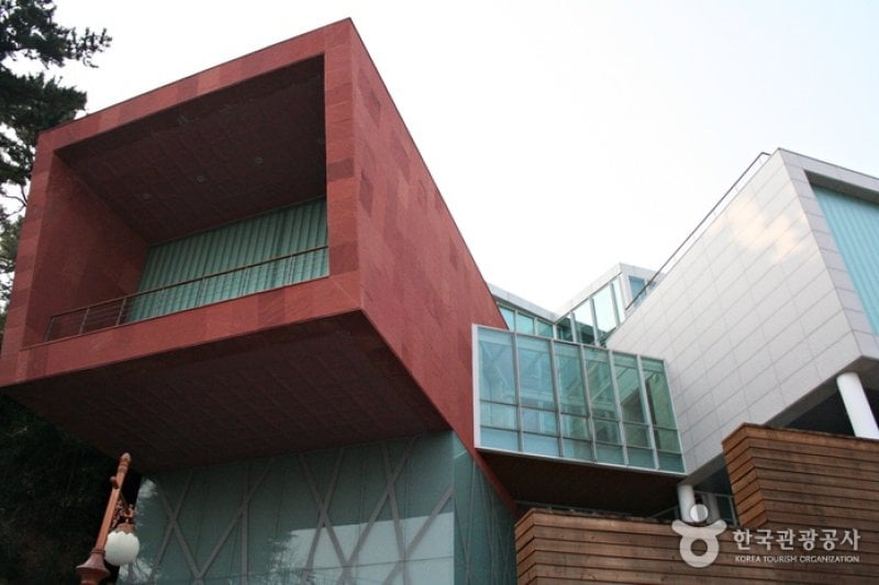 昌原市立馬山 文信美術館 (2/16)
