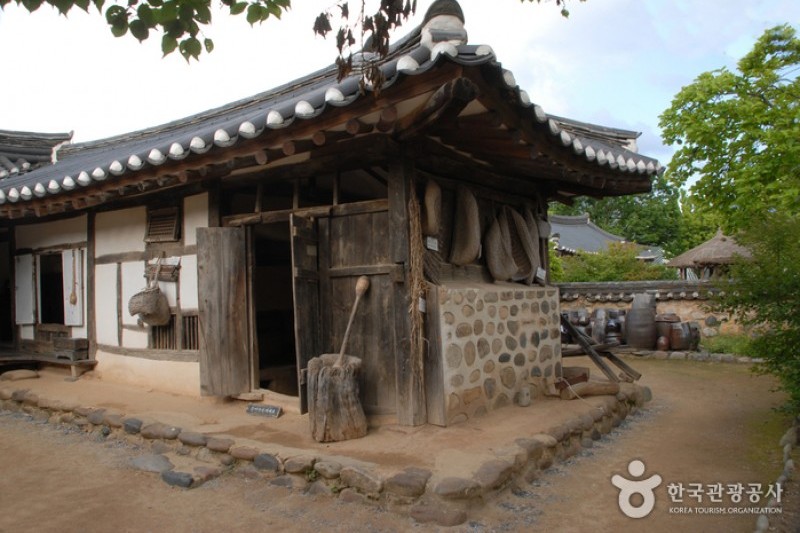清風文化財団地 (30/82)
