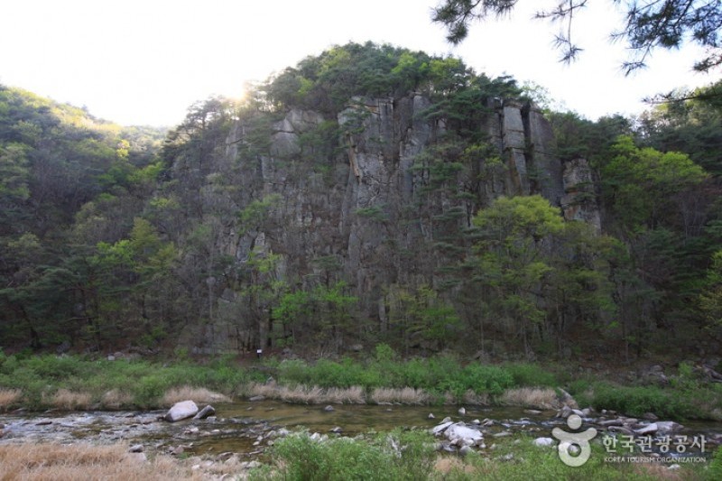 華陽渓谷（華陽洞渓谷）（화양구곡 (2/4)