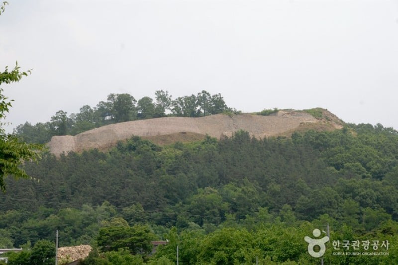 三年山城 (1/5)