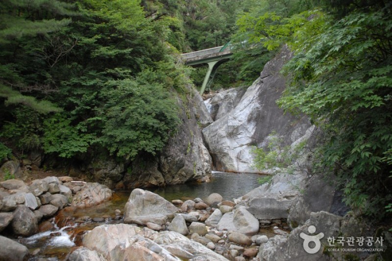 小白山国立公園（北部）（소백산국립공원 (2/6)