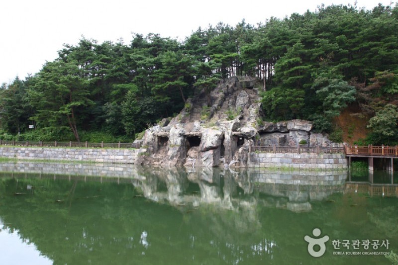 堤川義林池と堤林 (9/30)