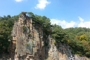 丹陽 舎人岩（단양 사인암）
