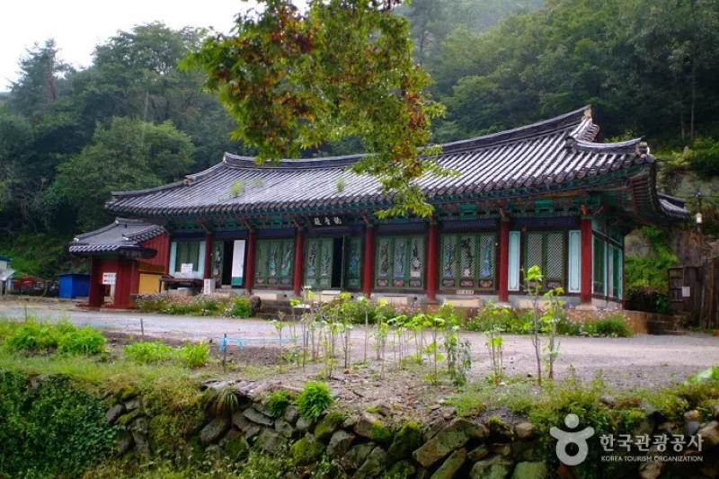 徳周寺 (1/8)