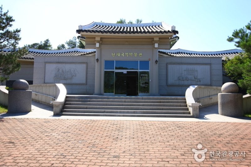 蘭渓国楽博物館 (1/6)