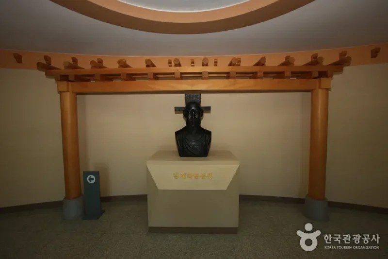 蘭渓国楽博物館 (2/6)