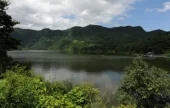槐山湖（괴산호）