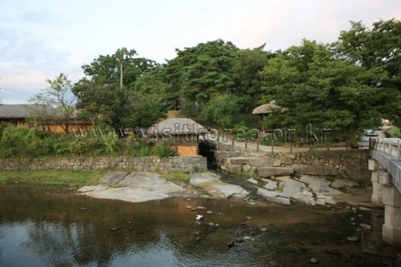 牙山外岩民俗村 (3/60)