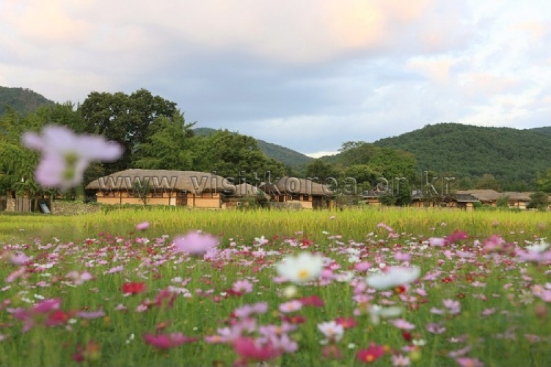 牙山外岩民俗村 (4/60)