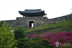 公州 公山城［ユネスコ世界文化遺産］