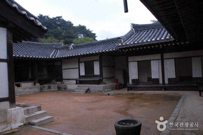 顕忠祠 (25/38)