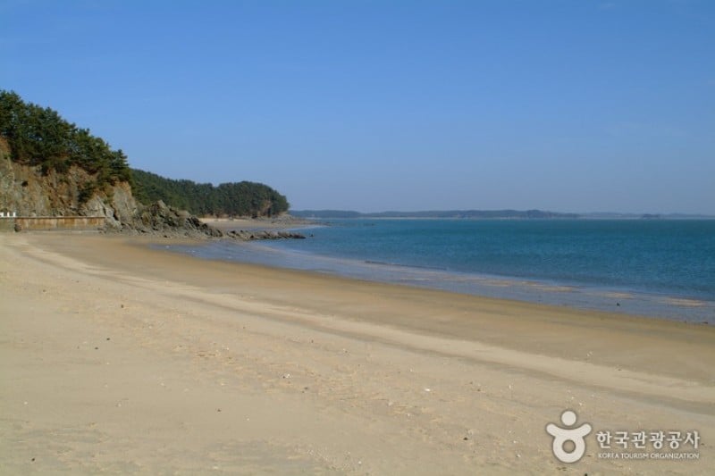 恋浦海水浴場 (2/6)