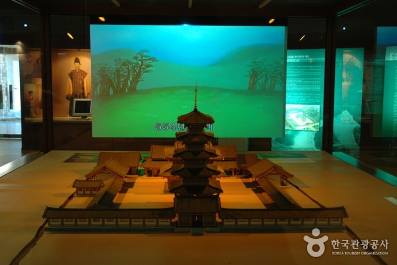 扶余陵山里古墳群［ユネスコ世界文化遺産］ (10/11)
