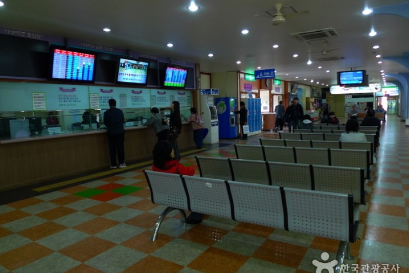 泰安共用バスターミナル (2/4)