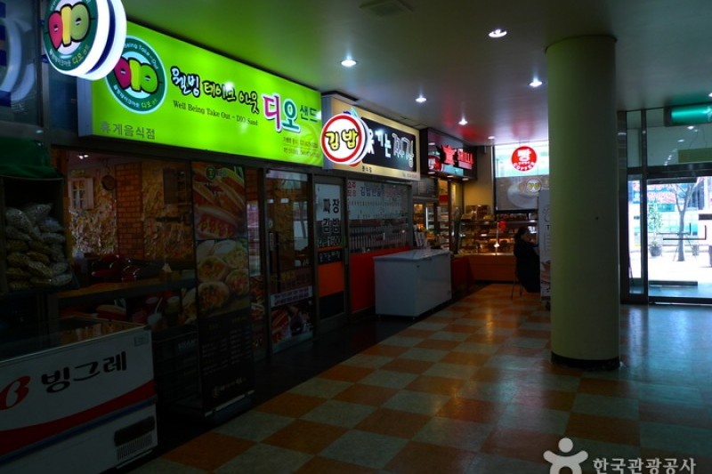 泰安共用バスターミナル (3/4)