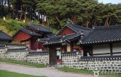 文献書院（문헌서원）