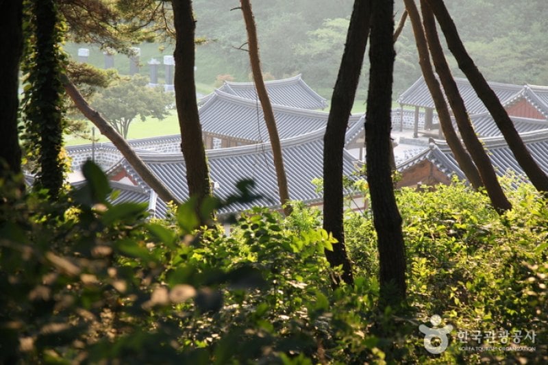 文献書院（문헌서원） (4/9)