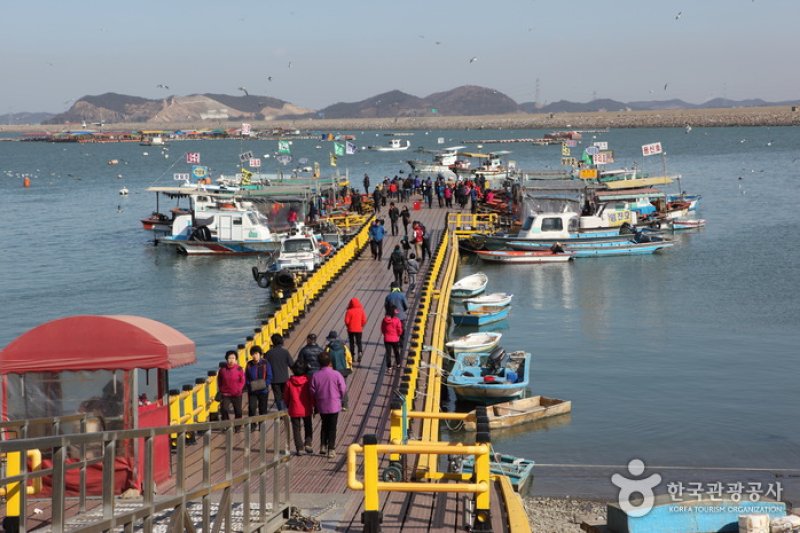 三吉浦港（삼길포항） (1/4)