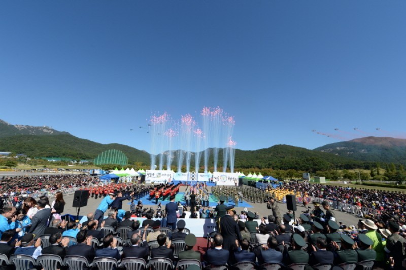 鶏龍 軍文化祭り（계룡 군 (1/15)