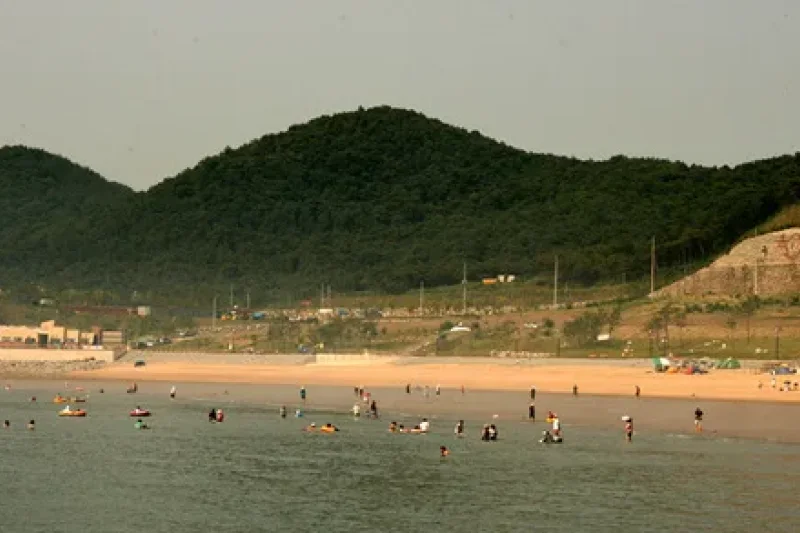 蘭芝島海水浴場 (3/5)