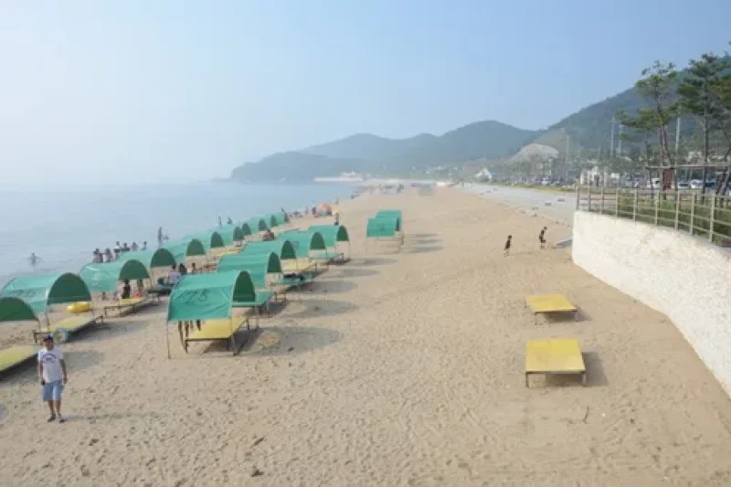 蘭芝島海水浴場 (4/5)