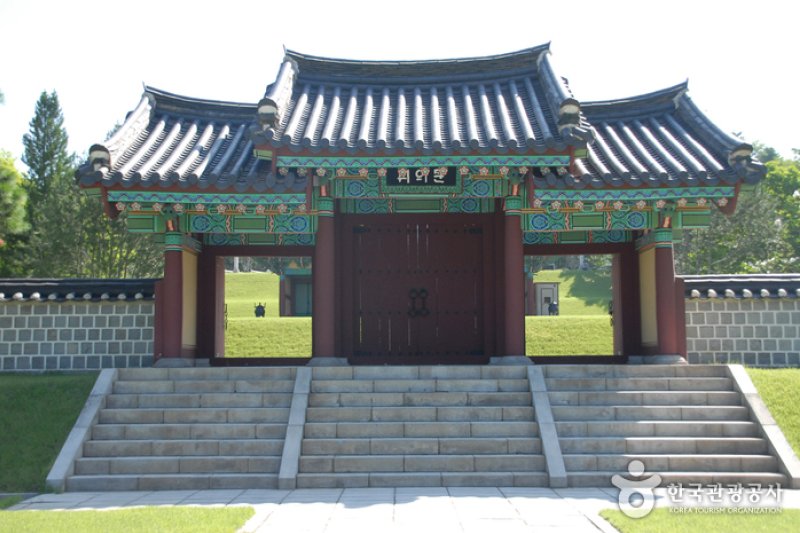 錦山 七百義塚（금산 칠백의총） (8/18)
