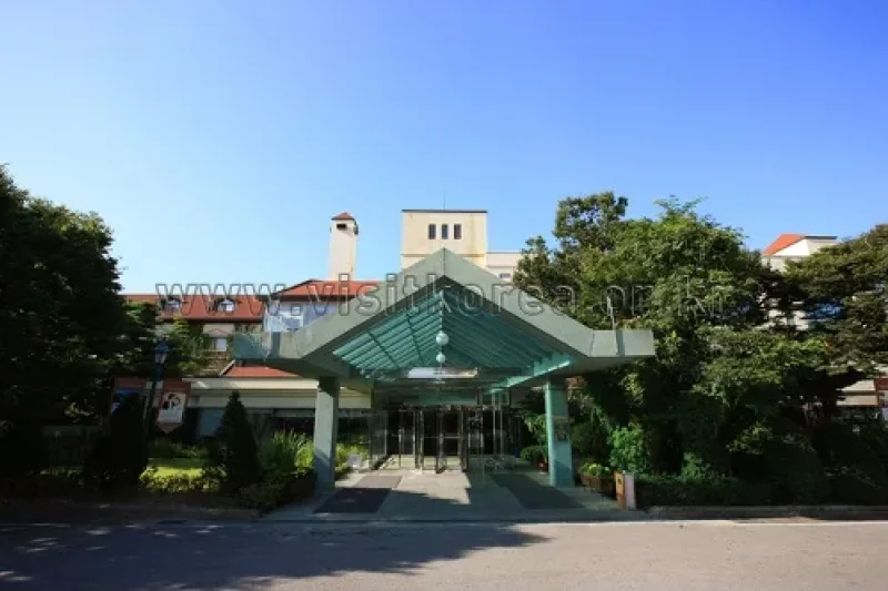 牙山市温泉観光特区 (2/9)