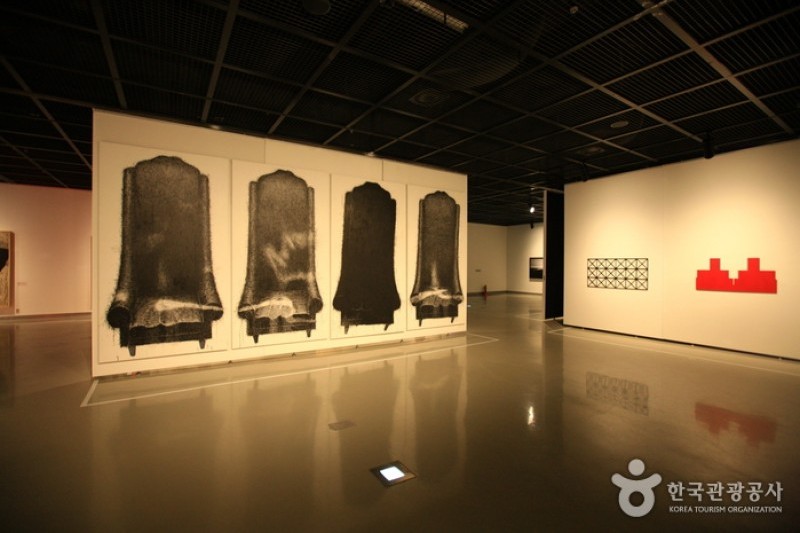 光州市立美術館 (1/10)