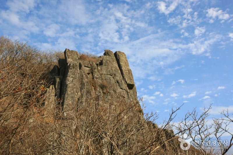 無等山 柱状節理帯（무등산 주상절리대） (4/24)