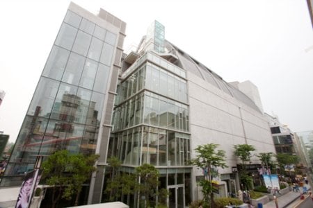 大学路芸術劇場