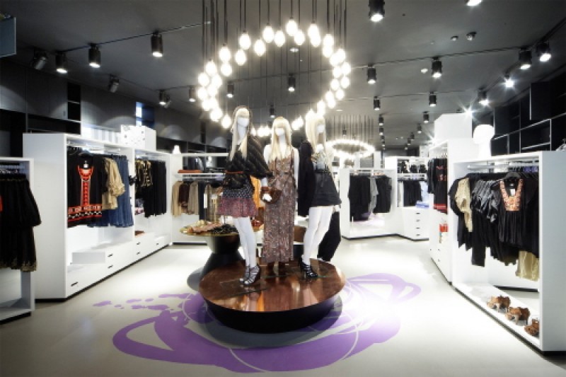 H&amp;M （明洞1号店）（명동1호점） (1/6)