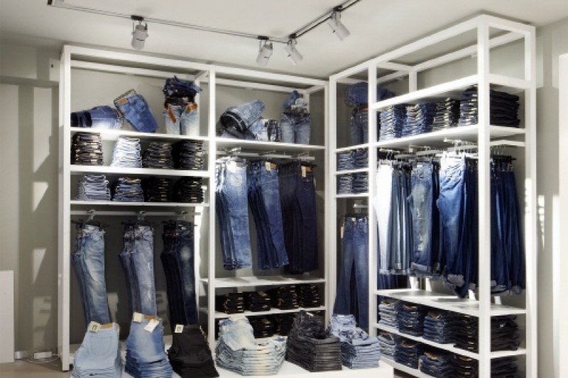 H&amp;M （明洞1号店）（명동1호점） (5/6)