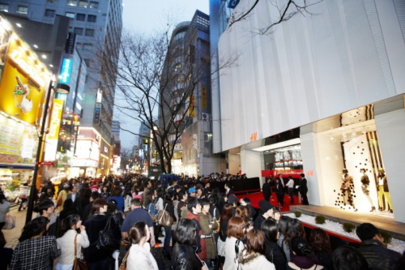 H&amp;M （明洞1号店）（명동1호점） (6/6)