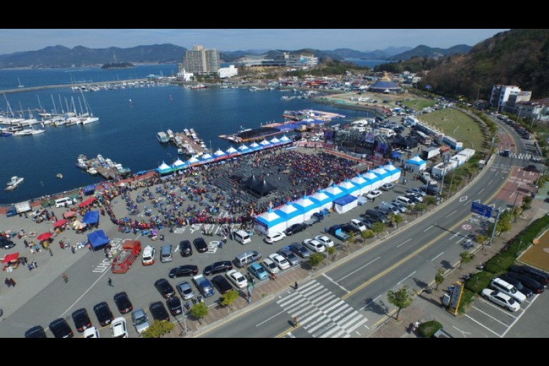 閑麗水道カキ祭り (2/9)